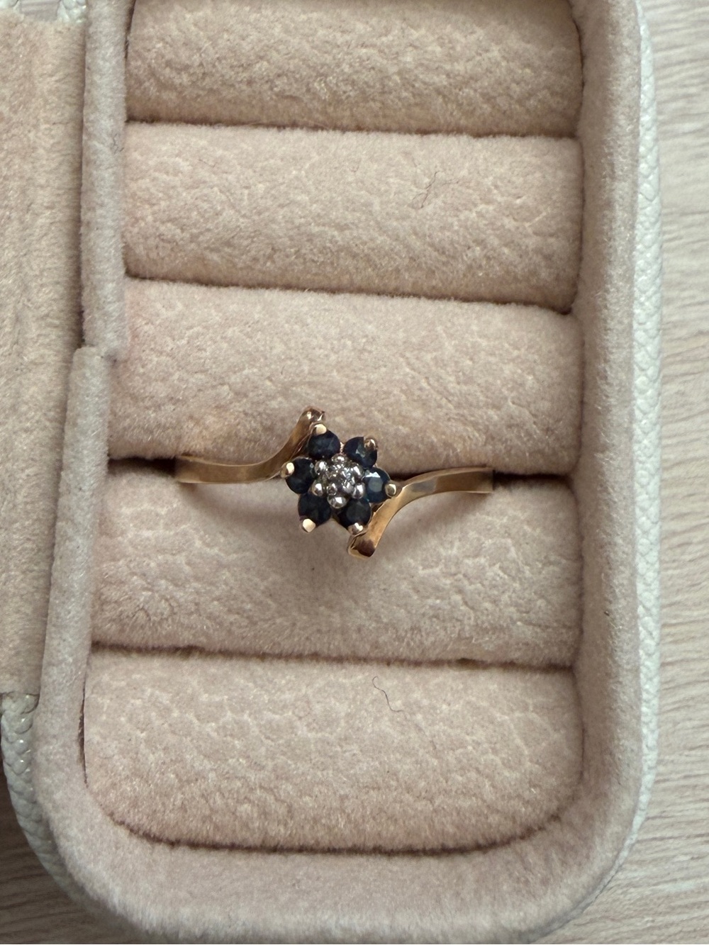 10k solid gold blue sapphire & diamond ring